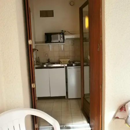 Apartment N°4 Agreable Avec Terrasse, Bien Situe
